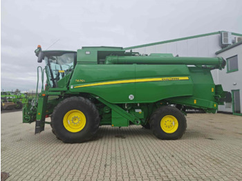 Зерноуборочный комбайн JOHN DEERE T670