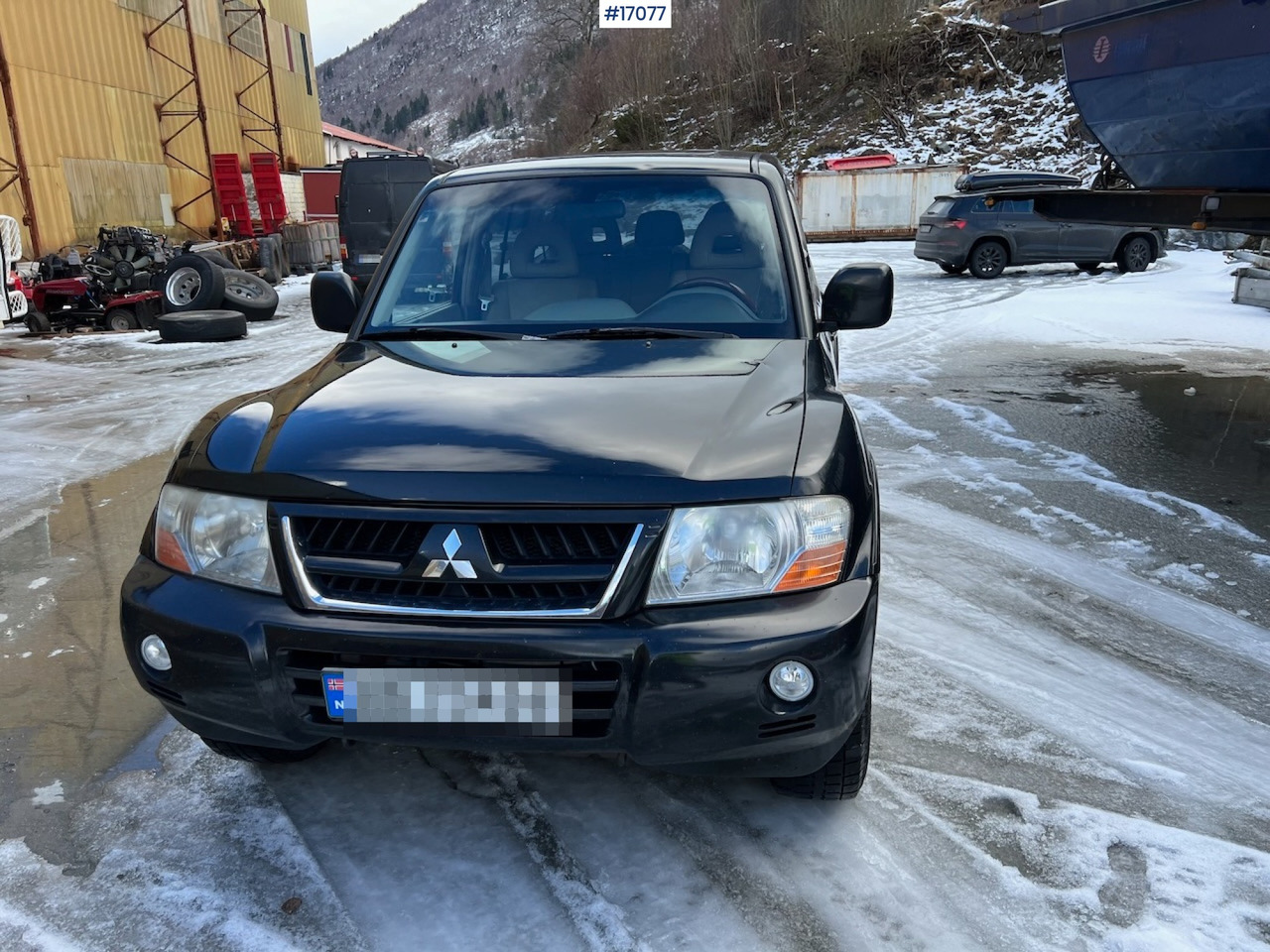 Легковой автомобиль Mitsubishi Pajero 3,2 DI-D Elegance *Getriebeschaden*  из Германии, купить подержанный Легковой автомобиль, Truck1 ID: 7739926