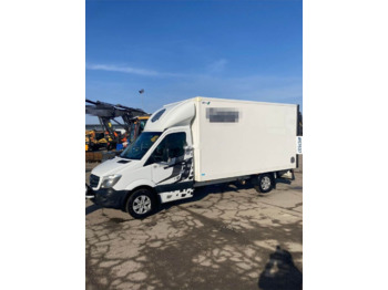 Грузовик с закрытым кузовом MERCEDES-BENZ Sprinter