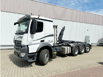 Крюковой мультилифт MERCEDES-BENZ Arocs 3251