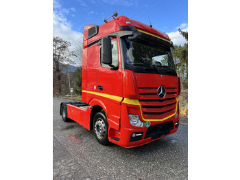 Тягач MERCEDES-BENZ Actros 1845