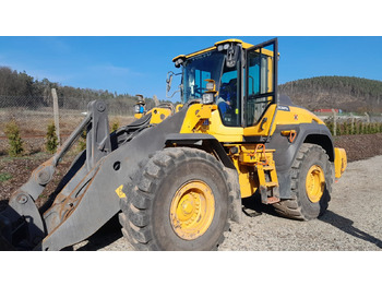 Колёсный погрузчик VOLVO L120H