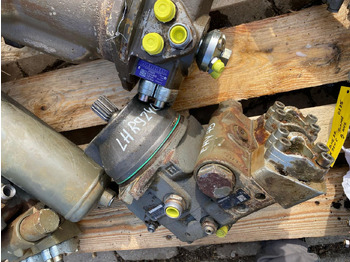 : фото в шапке страницы