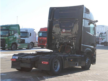 Mercedes-Benz Actros 1848, EURO 6, NAVIGATION, GIGA SPACE  в лизинг Mercedes-Benz Actros 1848, EURO 6, NAVIGATION, GIGA SPACE: фото 3