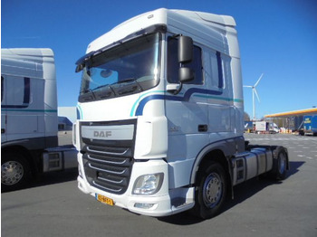 Тягач DAF XF 440