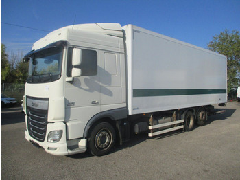 Грузовик с закрытым кузовом DAF XF 450