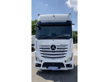 Тягач MERCEDES-BENZ Actros 1848