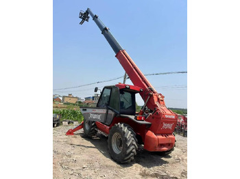 Мини-погрузчик с бортовым поворотом MANITOU