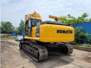 Гусеничный экскаватор KOMATSU PC300-7