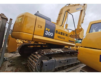 Гусеничный экскаватор KOMATSU PC300-7