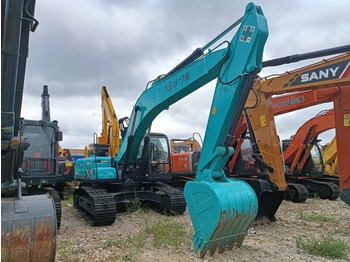 Гусеничный экскаватор KOBELCO