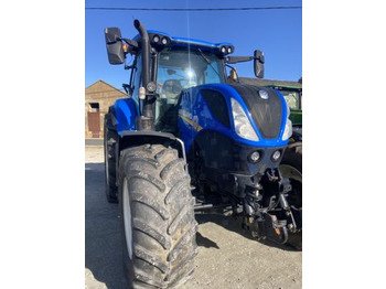 Трактор NEW HOLLAND T7.210