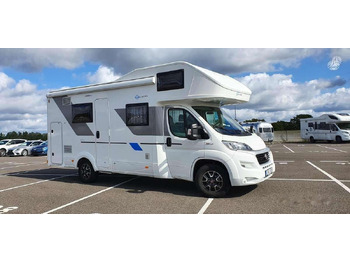 : фото в шапке страницы