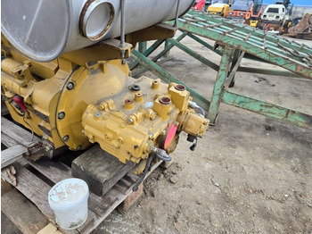 : фото в шапке страницы