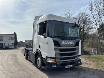 : фото в шапке страницы