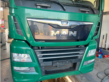 : фото в шапке страницы