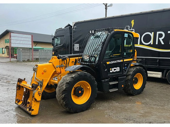 Телескопический погрузчик JCB