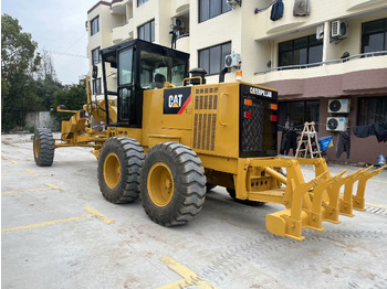 Грейдер CATERPILLAR 140H