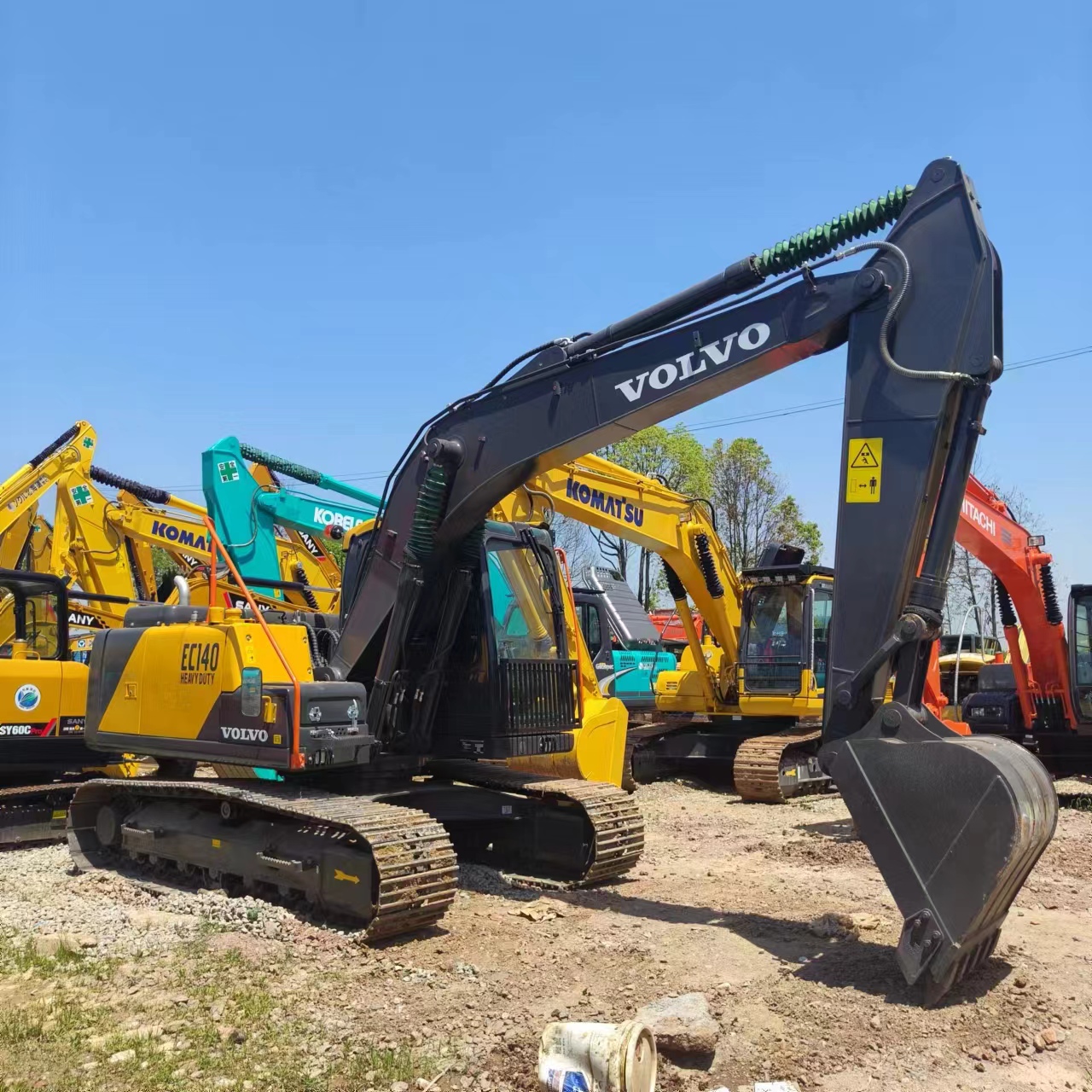 : фото в шапке страницы