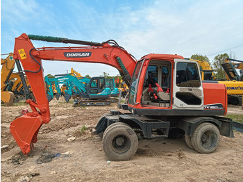 Колёсный экскаватор DOOSAN DX150W