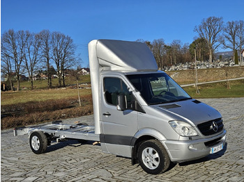 Грузовик-шасси MERCEDES-BENZ Sprinter 319