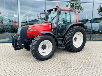 Трактор VALTRA 6850