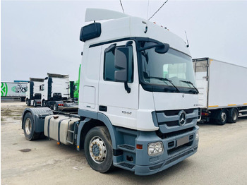 Тягач MERCEDES-BENZ Actros 1844