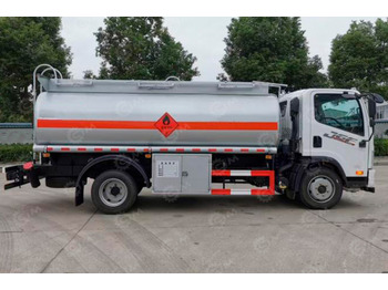 Грузовик-цистерна ISUZU