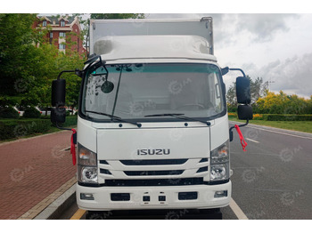 Тентованный грузовик ISUZU