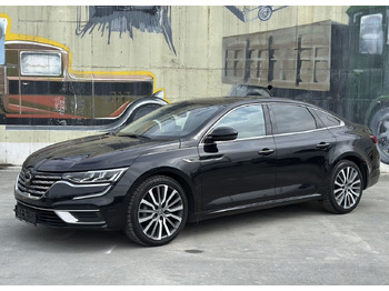 Легковой автомобиль RENAULT