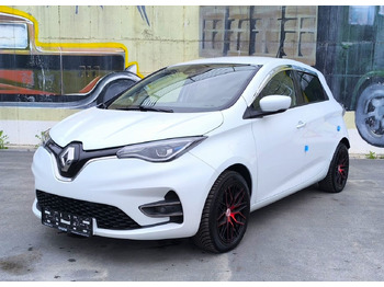 Легковой автомобиль RENAULT