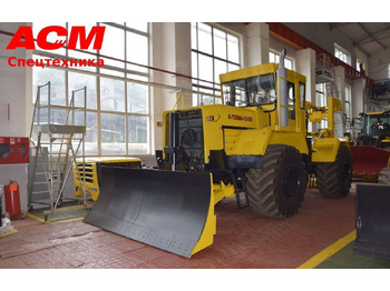 Трактор КИРОВЕЦ