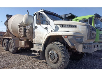 Автобетоносмеситель УРАЛ