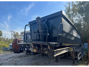 Самосвальный полуприцеп KÄSSBOHRER