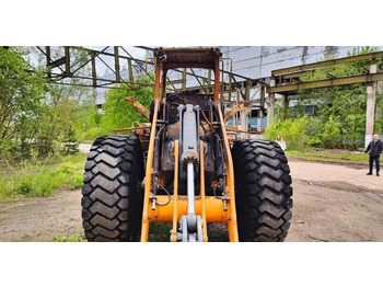 Колёсный погрузчик LIEBHERR L 550