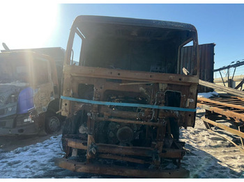 Тягач КАМАЗ 65806