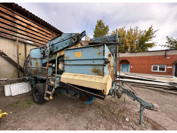 Картофелеуборочный комбайн