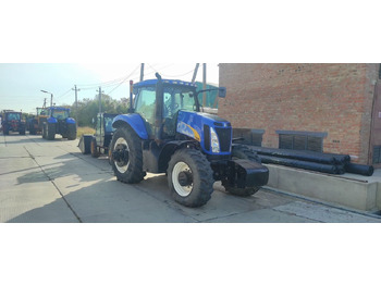Трактор NEW HOLLAND T8040