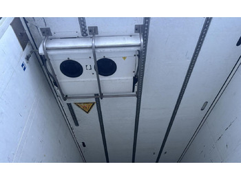 Полуприцеп-рефрижератор SCHMITZ SKO