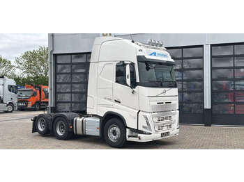 Тягач VOLVO FH