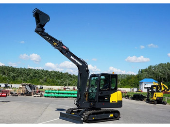 Мини-экскаватор MAXPOWER