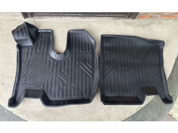 Кабина и интерьер