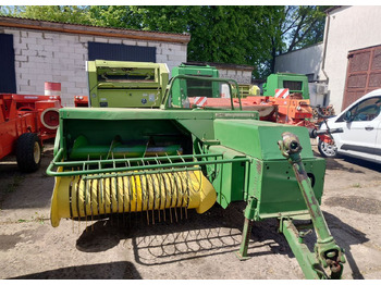 Пресс-подборщик тюковый JOHN DEERE