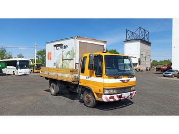 Грузовик бортовой/ Платформа HINO