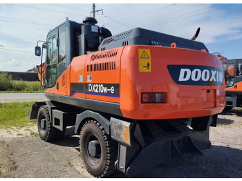 Колёсный экскаватор DOOXIN