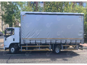 Тентованный грузовик ISUZU