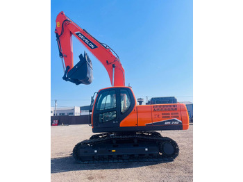 Гусеничный экскаватор DOOSAN DX210
