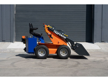 Мини-погрузчик с бортовым поворотом