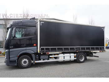 Тентованный грузовик MERCEDES-BENZ Actros 1840 E6 4×2 / Lounge chair / Krone curtainsider superstructure: фото 3