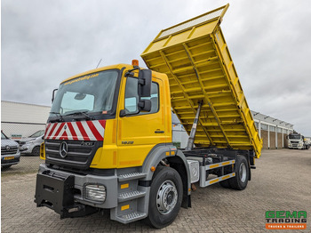 Самосвал MERCEDES-BENZ Axor 1828